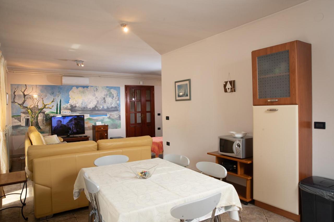 Casa Grazia Βίλα Ρόβινι Εξωτερικό φωτογραφία